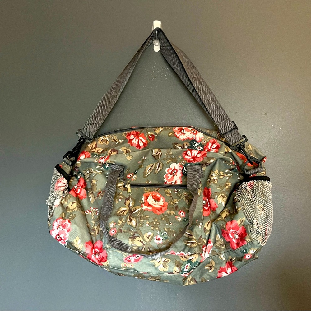Gold Coast Floral Duffel bag